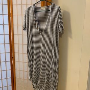 Nesting Olive Classic Fit House Dress